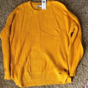 New with tags Hollister sweater